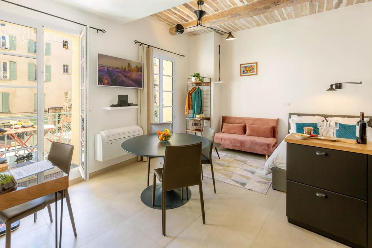 Provence Au Coeur Appart Hotels ฟอร์คัลกีเย ภายนอก รูปภาพ