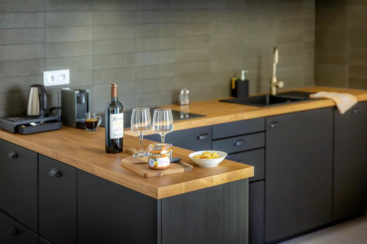 Provence Au Coeur Appart Hotels ฟอร์คัลกีเย ภายนอก รูปภาพ